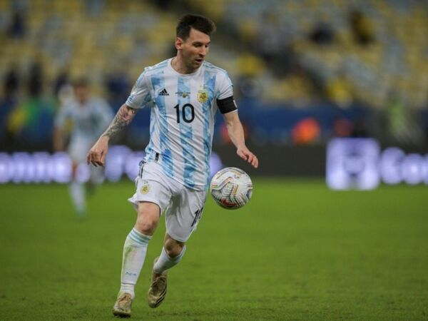 Bóng đá quốc tế sáng 15/11: Messi chỉ ra 2 đội mạnh nhất World Cup 2022