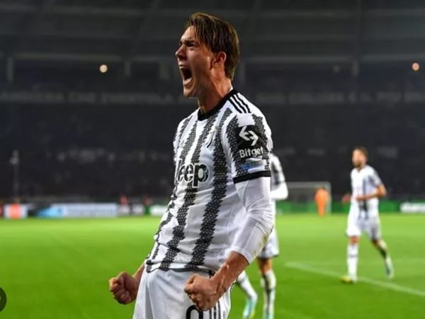 Chelsea 'chấm' tiền đạo Juventus thay Lukaku