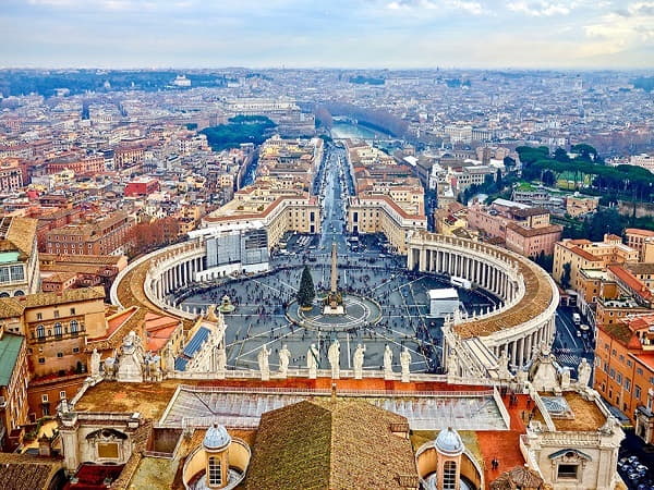 Vatican là quốc gia nhỏ nhất thế giới