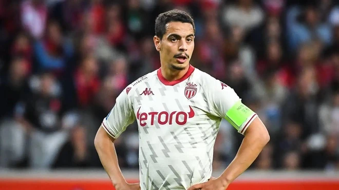 Bóng đá 13/11: Ben Yedder bị tuyên án 2 năm tù