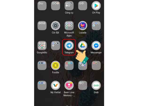 Mở telegram trên điện thoại để thêm sticker vào telegram