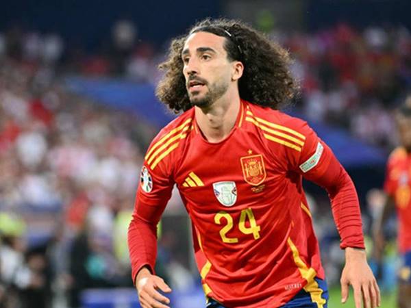 Cucurella số áo bao nhiêu tại đội tuyển quốc gia?