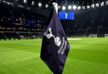 Bóng đá QT: UEFA phạt Tottenham vì cổ động viên