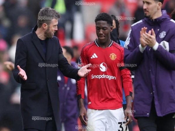 Tin Man United: Chìm trong khủng hoảng trước đại chiến Chelsea Tin Man United: Chìm trong khủng hoảng trước đại chiến Chelsea